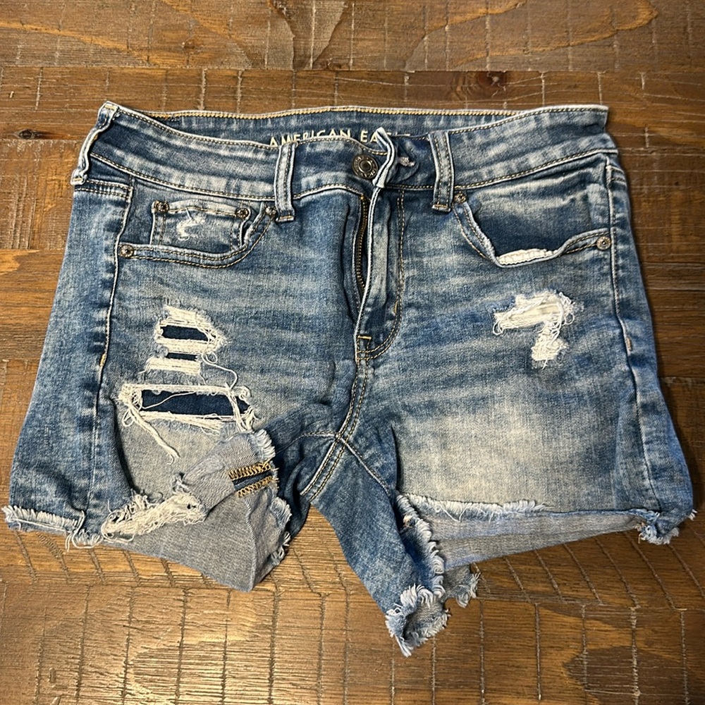 American Eagle Midi distressed Jean shorts